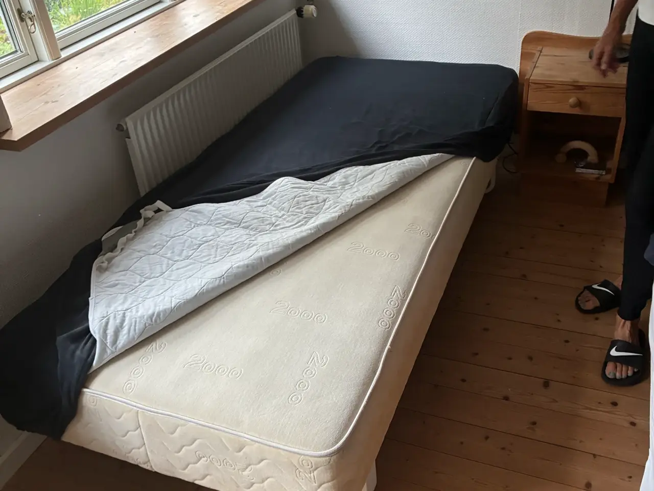 Billede 1 - Enkelt seng