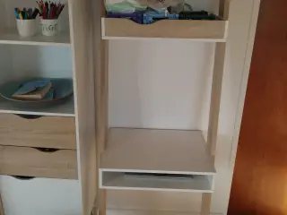 Delta skrivebord