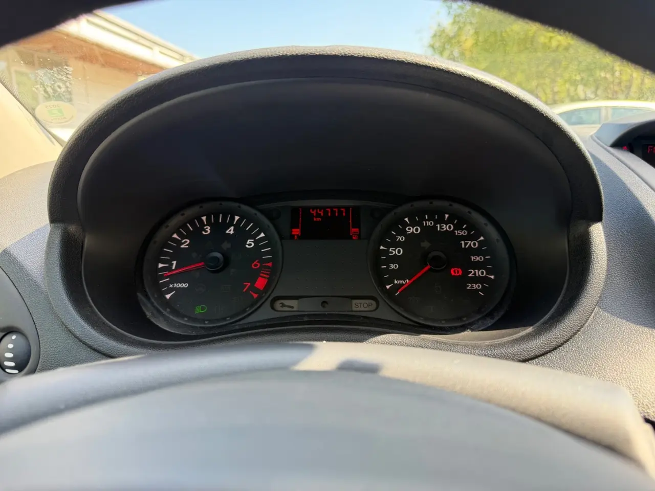Billede 14 - Renault Clio III 1,2 16V Authentique