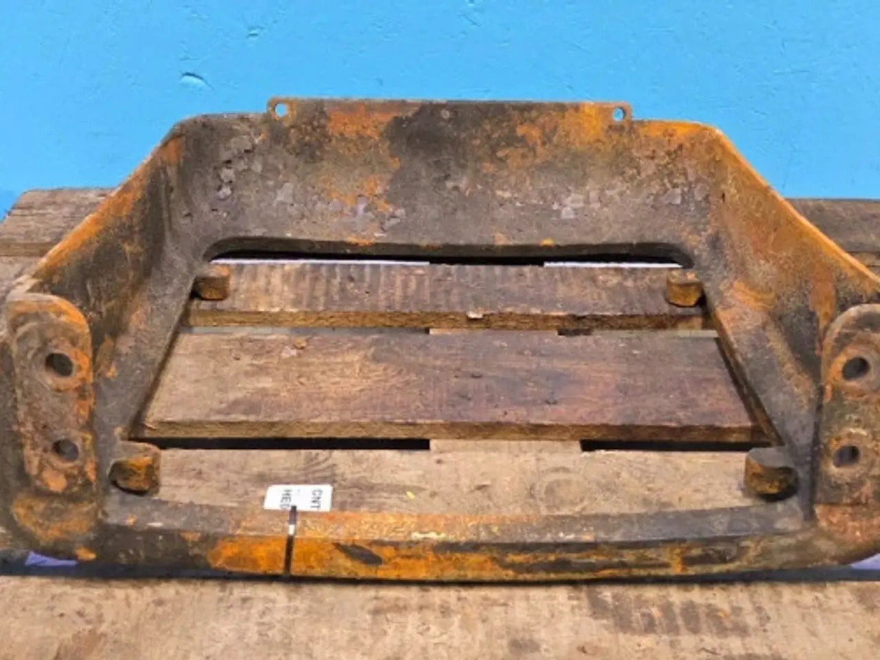 Billede 10 - New Holland LB115B Hjelmplade 87325160