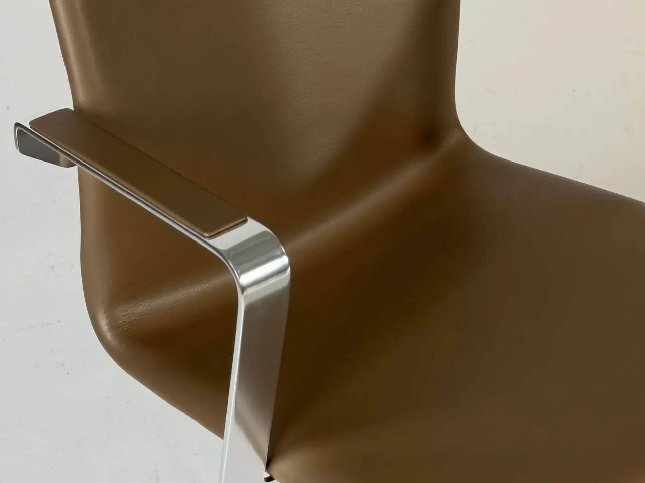 Billede 6 - Four Design 4-Cast XL Stol – Mørkebrun med Krom Stel