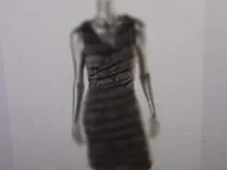kjole- bodycon fra Banana Republik .kort