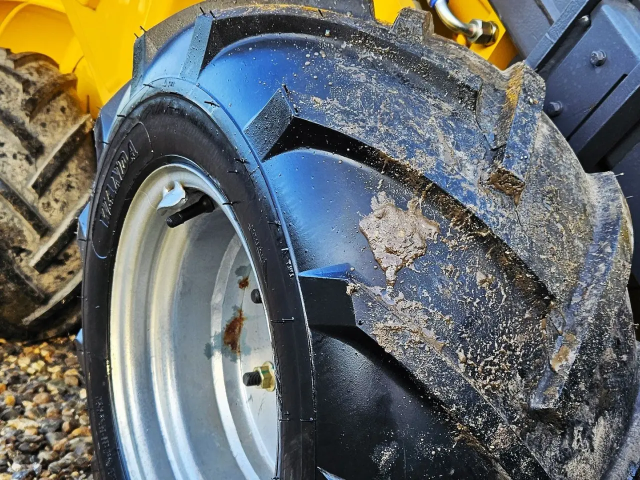 Billede 9 - Eurotrac T11 / fabriksny / teleskoparm / Kubota motor