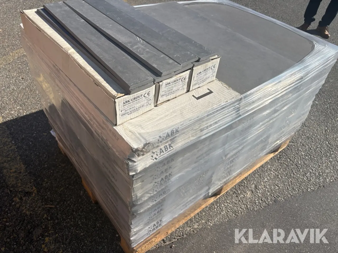 Billede 3 - Fliser ABK Docks Black RT - 40x80 cm - 46,7 kvm + Sokkelfliser