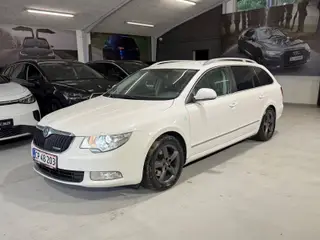 Skoda Superb 1,6 TDi 105 Elegance Combi GreenLine