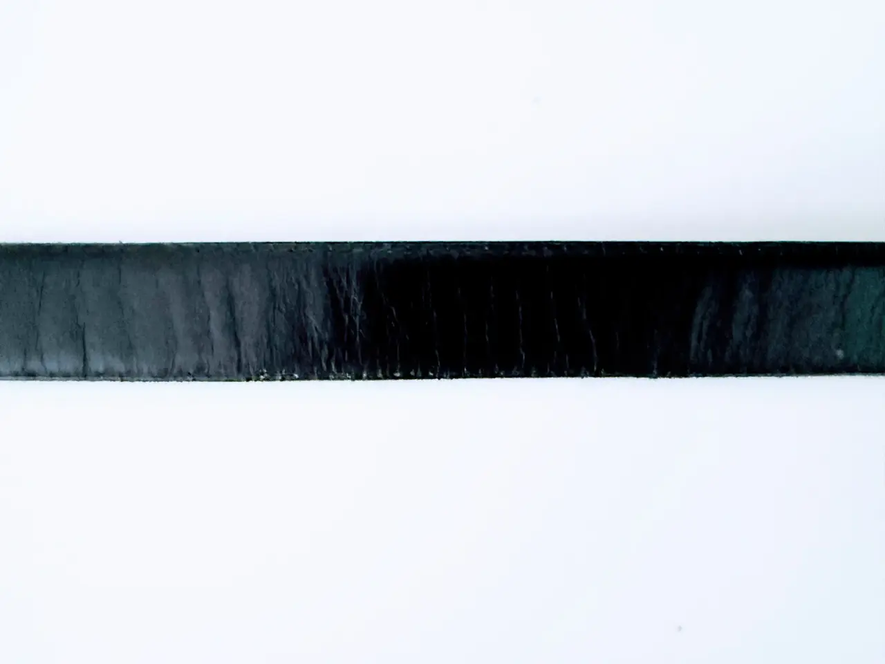 Billede 6 - Lang sort bælterem i læder uden spænde, ca. 193 cm