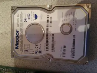 80GB IDE 3,5" harddisk!