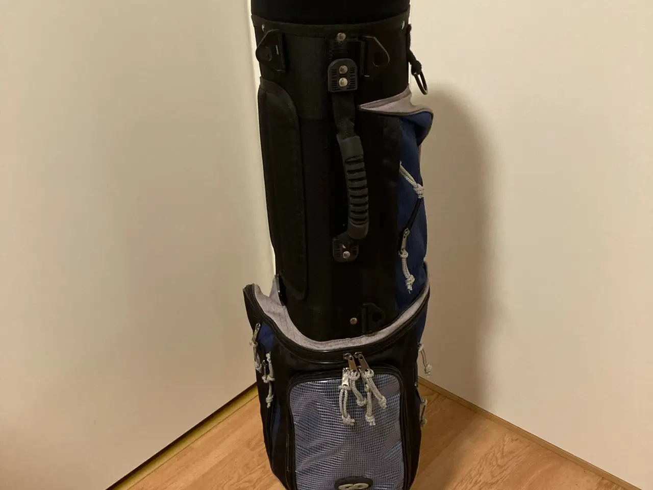 Billede 2 - GOLF BAG ( HØJDE 88 CM )