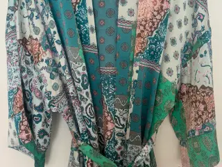 Kimono fra Liberte’