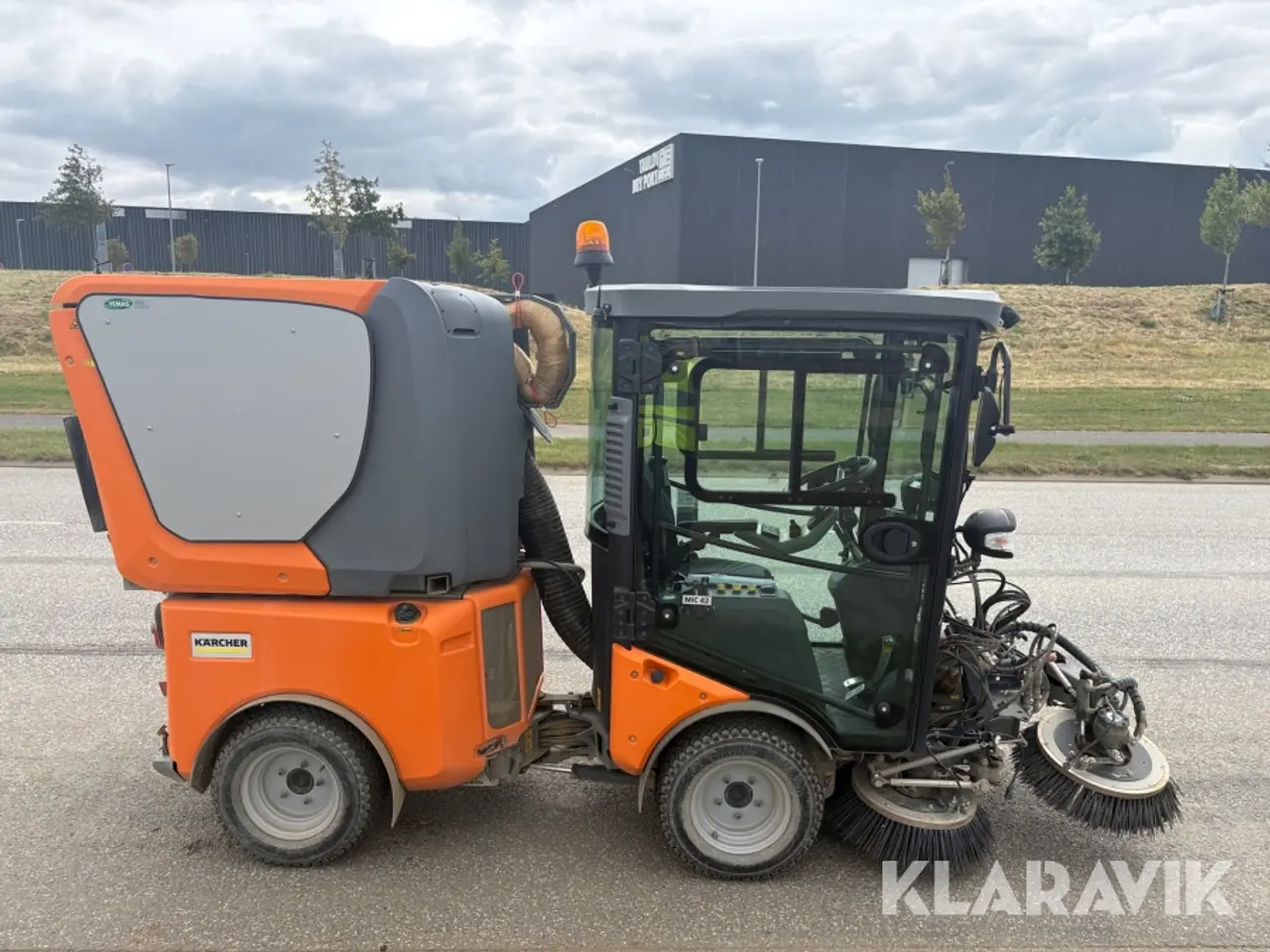 Billede 6 - Redskabsbærer Kärcher MIC 42