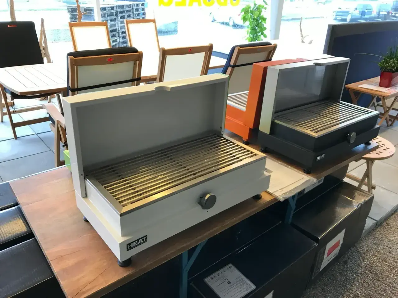Billede 3 - Eksklusive Bordgasgrill i 3 farver