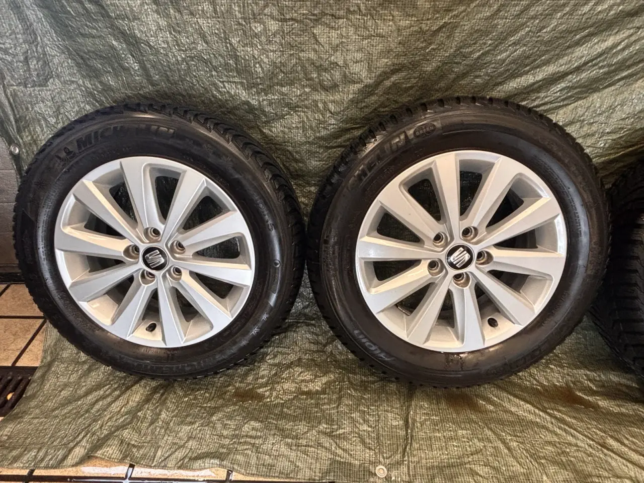 Billede 3 - Originale SEAT Ibiza Alufælge med Goodyear Vinterd