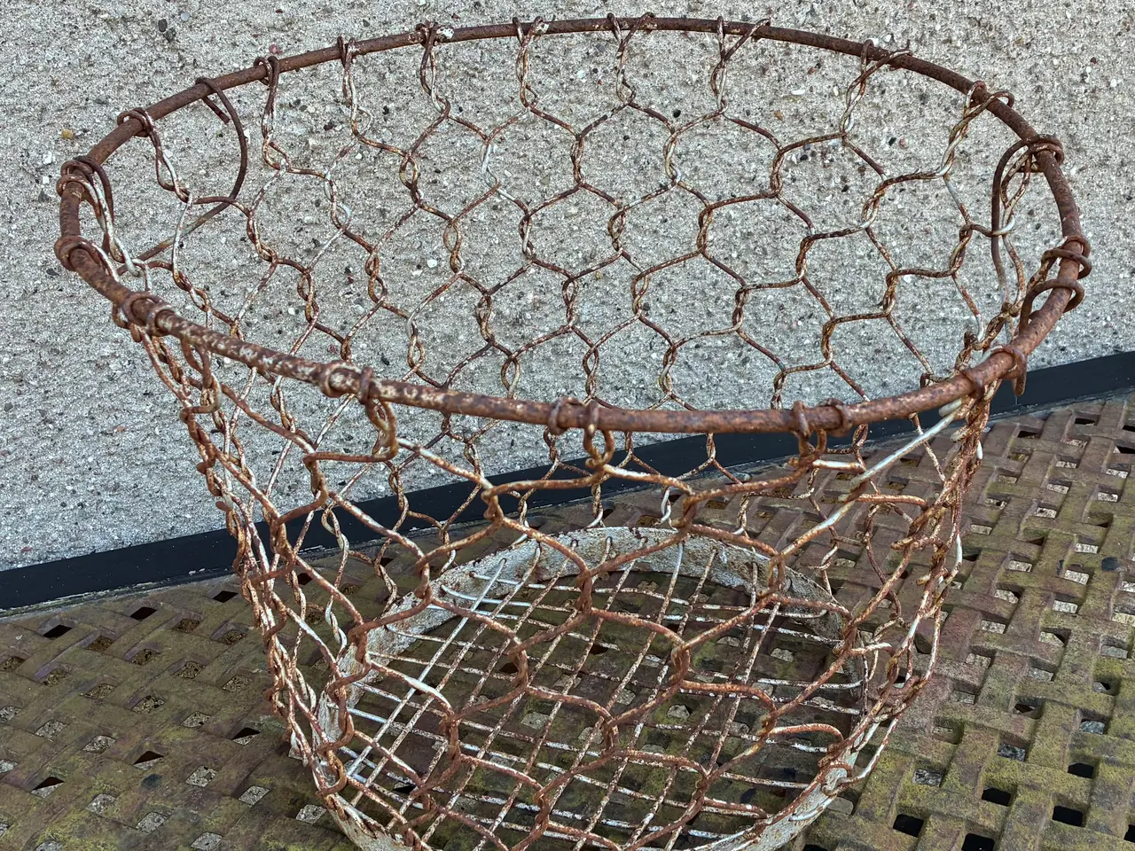 Billede 6 - Gammel trådkurv