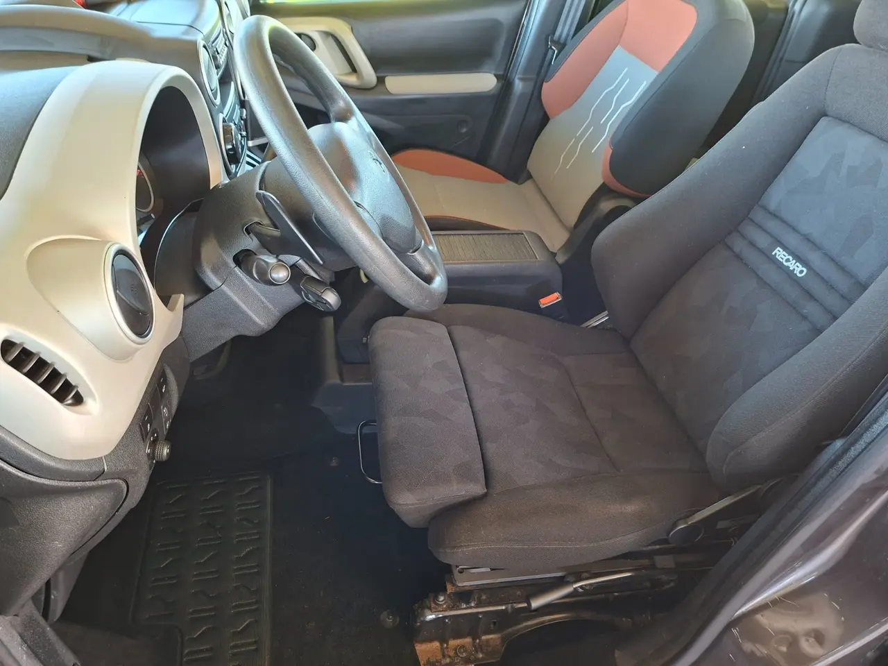 Billede 11 - Peugeot Partner Tepee 1,6 BlueHDi 100 Active ESG
