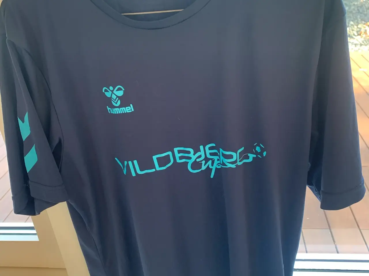 Billede 1 - Trænings bluse 