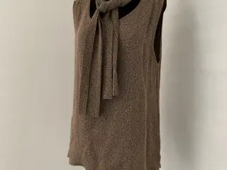 Top str.40