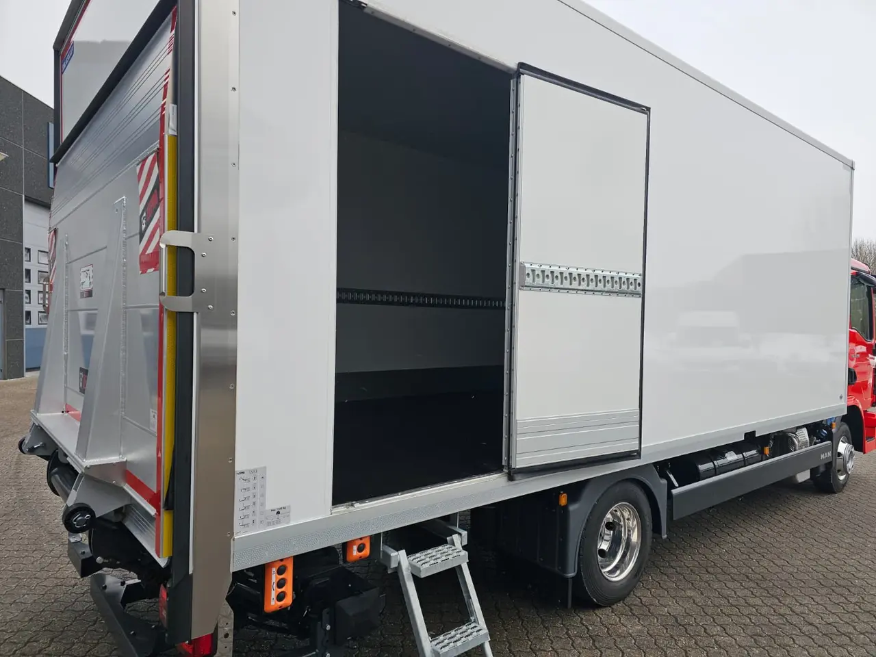 Billede 7 - MAN TGL 8.220 BL, Lukket kasse