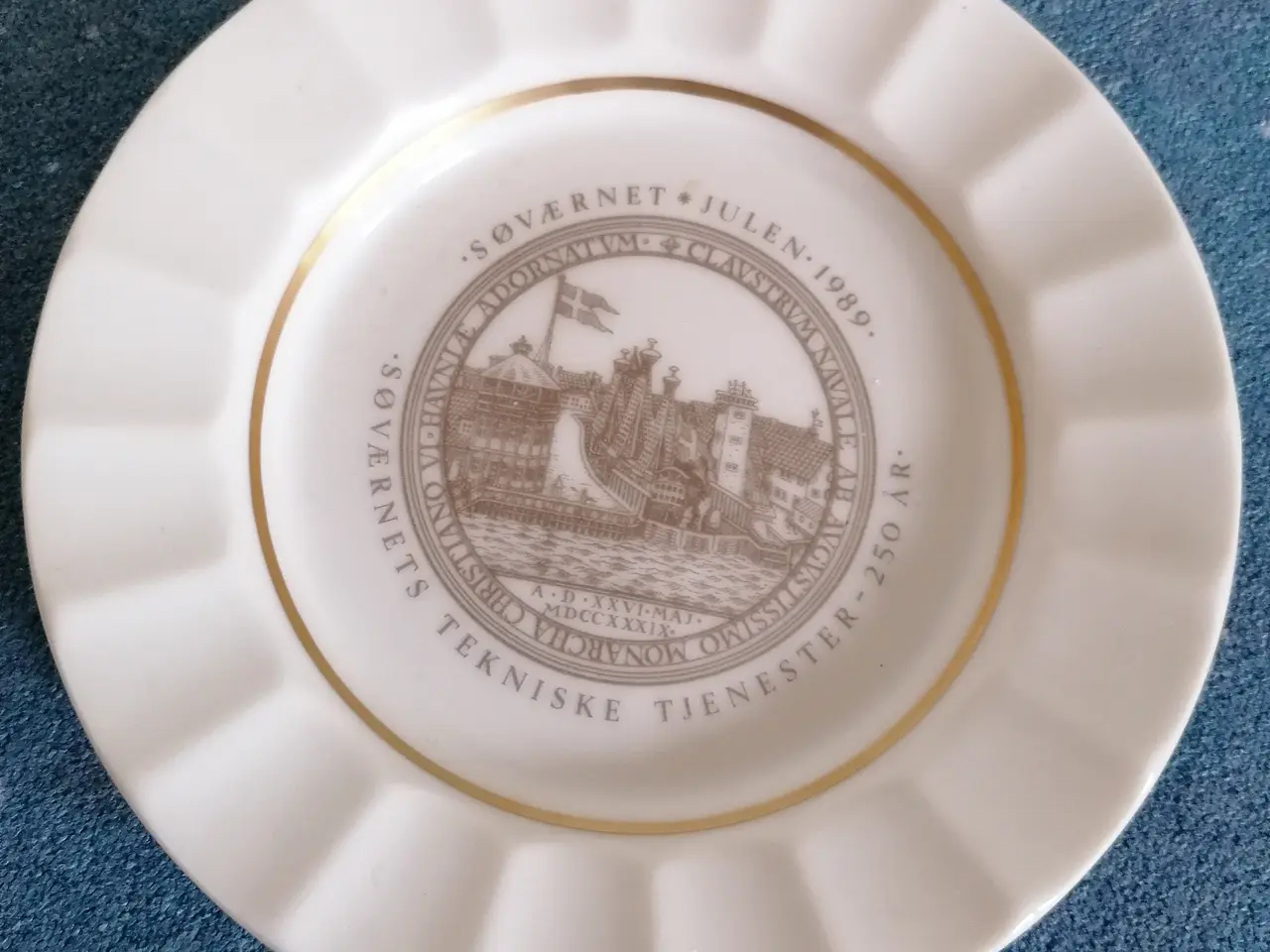 Billede 1 - Smuk Royal Copenhagen Søværnet Juleplatte