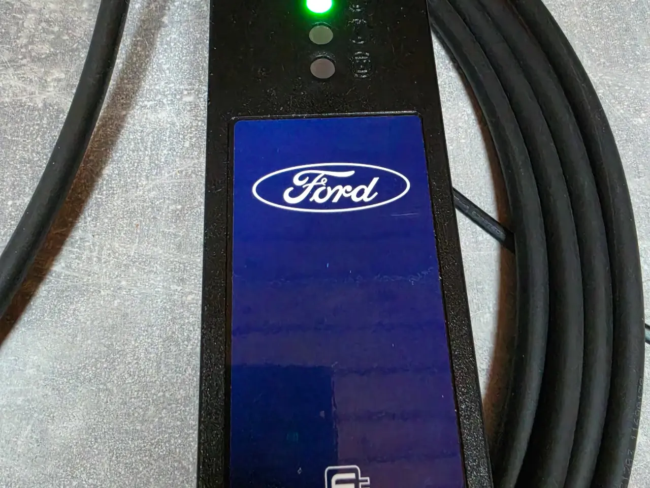 Billede 1 - Ford ladekabel mormorlader