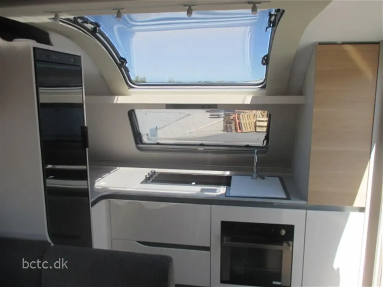Billede 6 - 2022 - Adria Adora 613 HT Alde MASSER AF UDSTYR