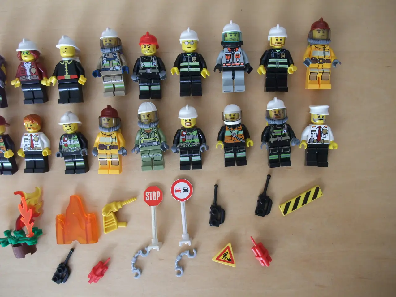Billede 3 - Lego Brandmand Figurer