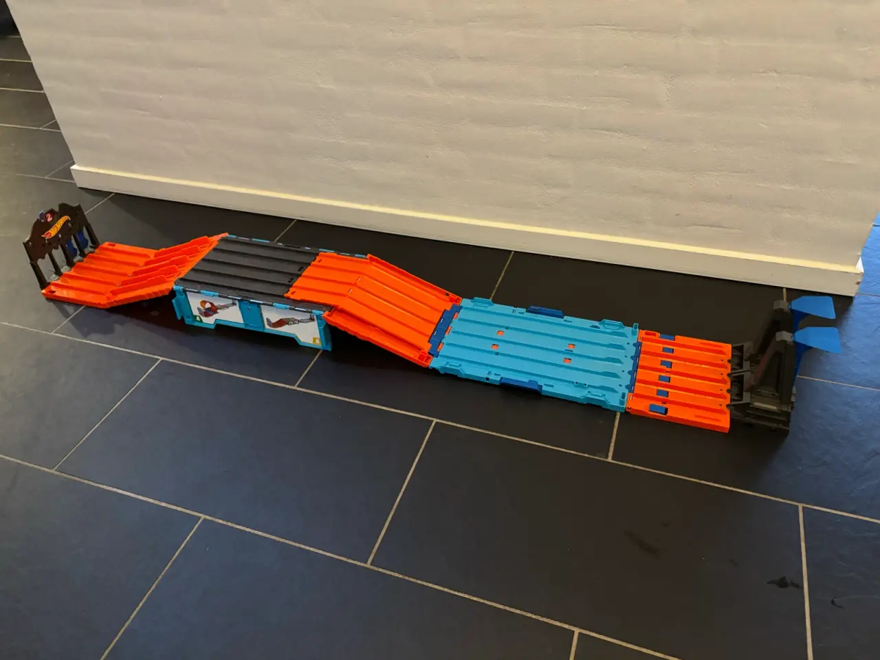 Billede 4 - Hot Wheels - Track Builder Race Crate