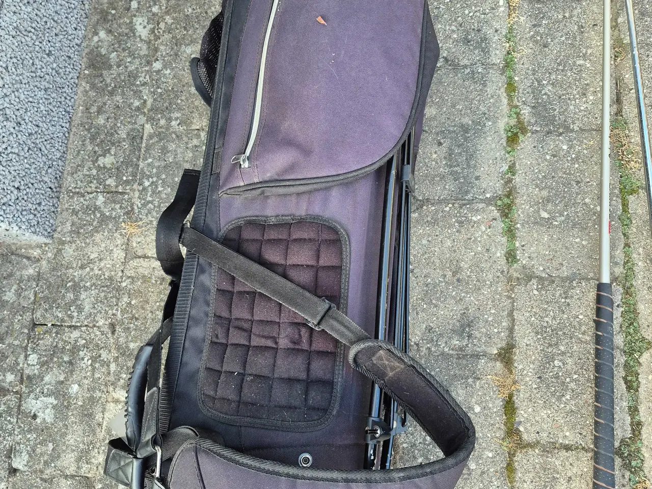 Billede 6 - Golfbag mef støtteben, så den kan stå med flere j