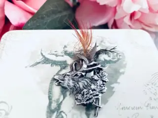 Vintage broche af kronvildt