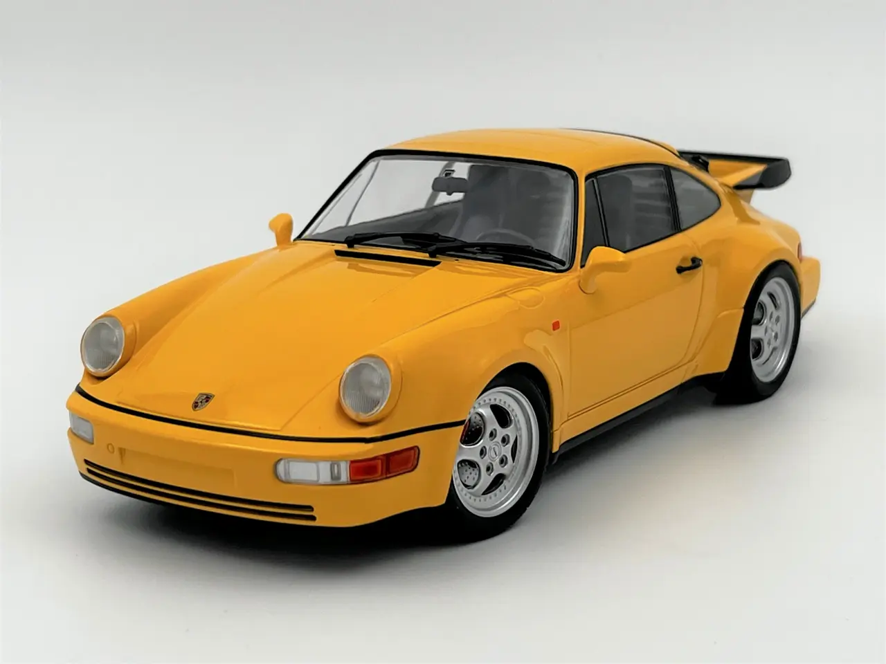 Billede 1 - 1990 Porsche 911 Turbo 964 1 af 600stk - 1:18