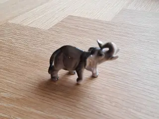 Porcelæns elefant