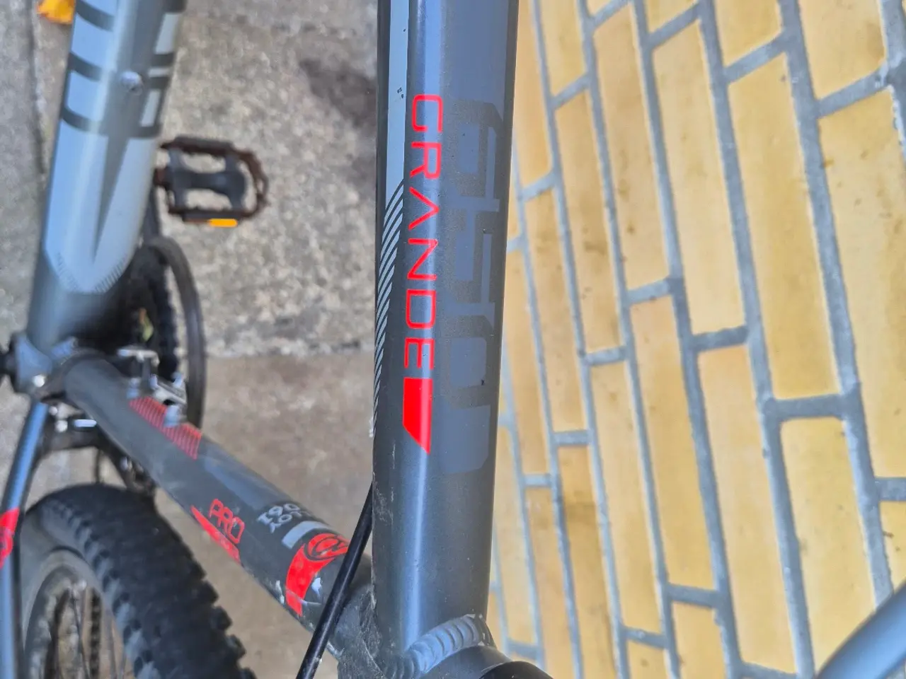 Billede 9 - Cykel skal lappes
