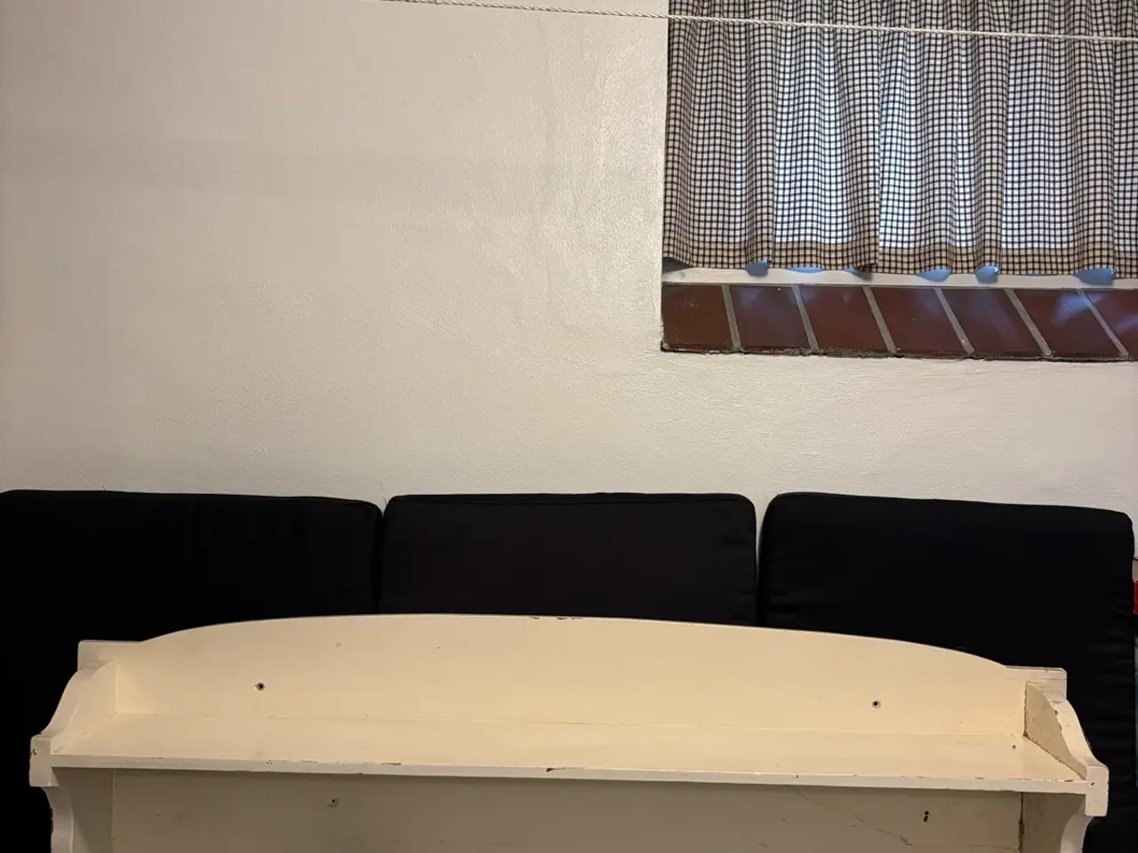 Billede 1 - Gl. antik hylde til ophæng