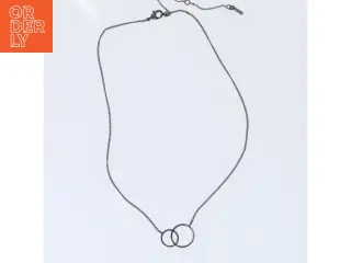 Halskæde med ringe (str. 50 cm)