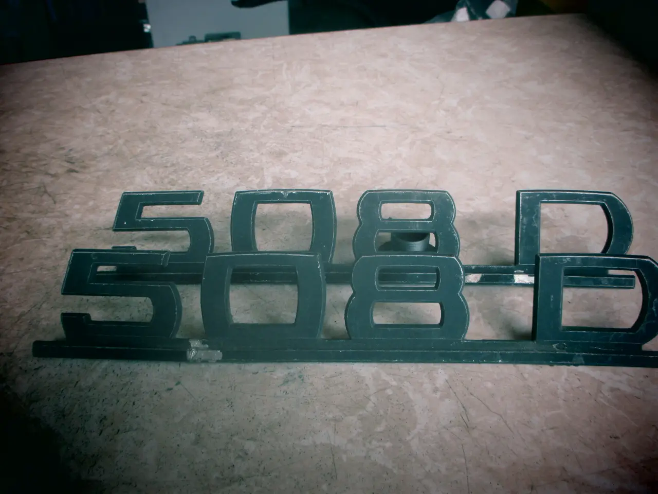 Billede 1 - Brugte emblemer Mercedes 508 D