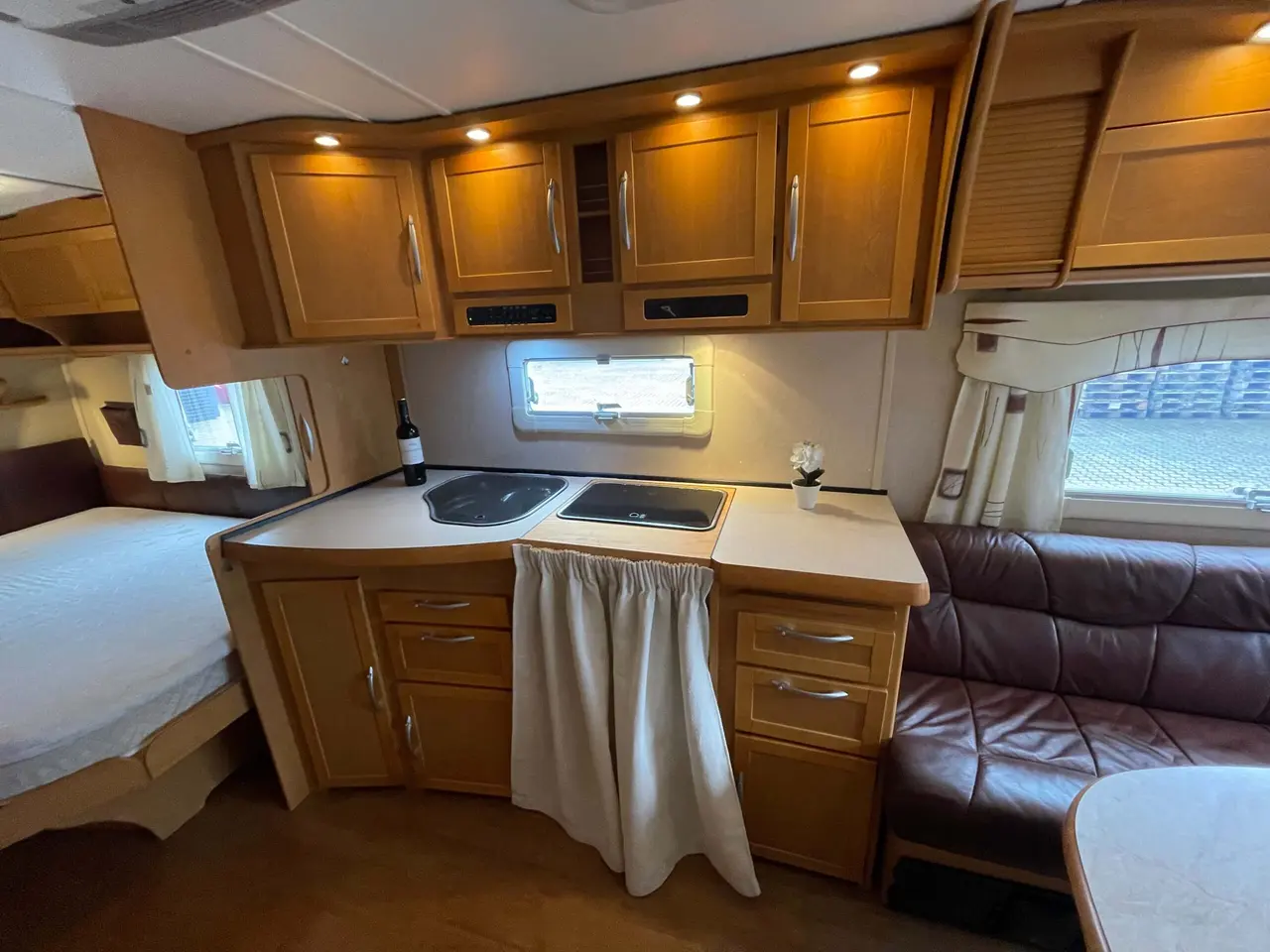 Billede 9 - 2008 - Kabe Royal 560 XL/KS