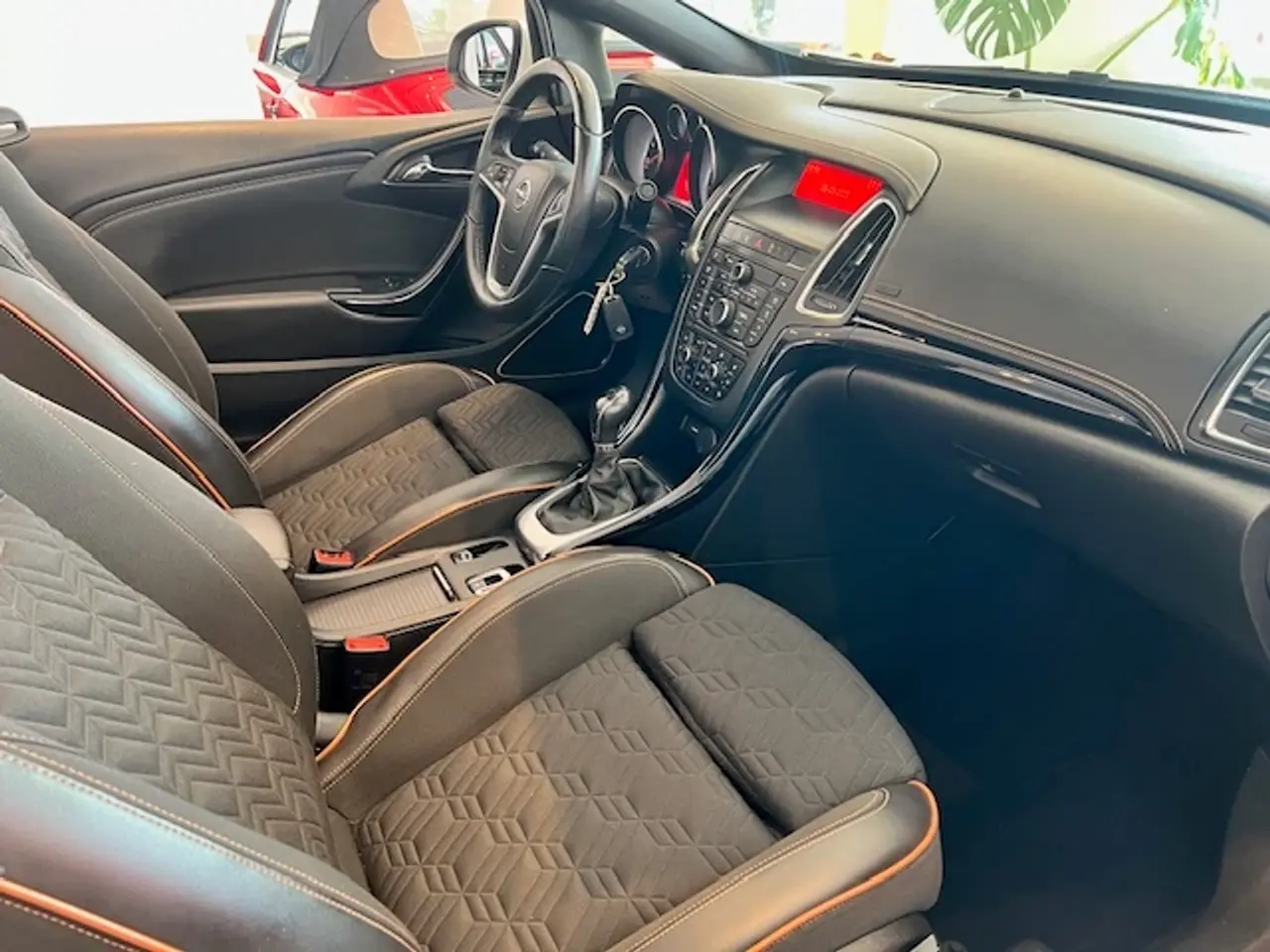 Billede 14 - Opel Cascada Cabriolet turbo 1,4i benzin velholdt 