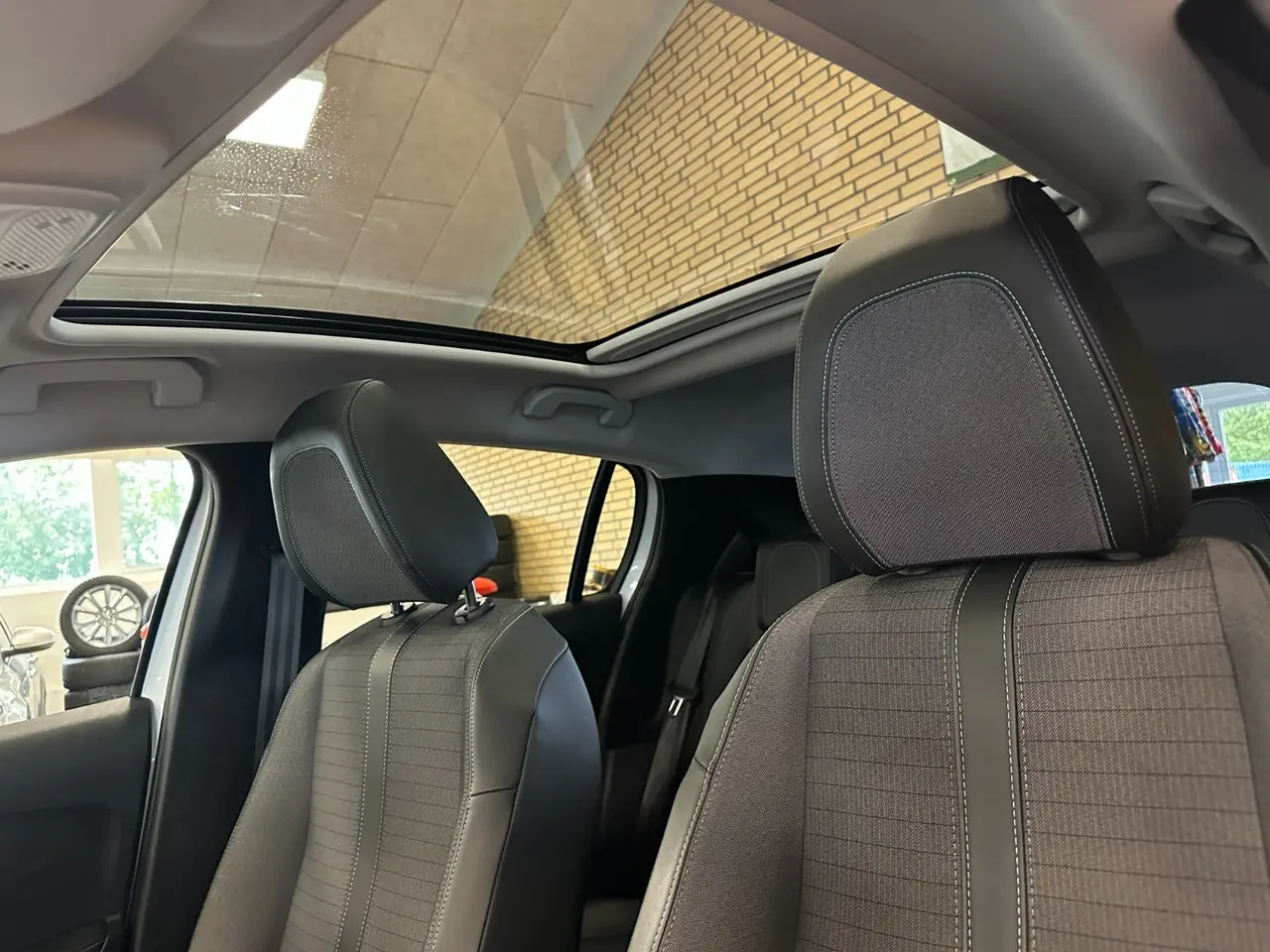 Billede 7 - Peugeot 208 1,2 PureTech 100 Allure Sky