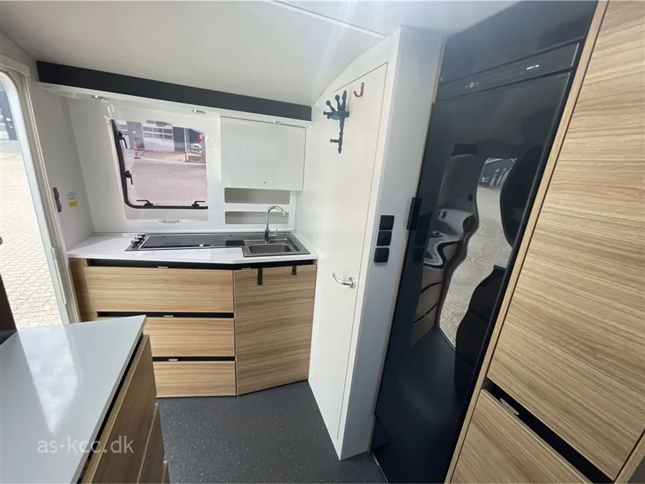 Billede 7 - 2019 - Adria Action 391 LH   Adria Action 391 LH årg 2019. Mover, Varmeblæser