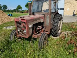 IH 434 Traktor