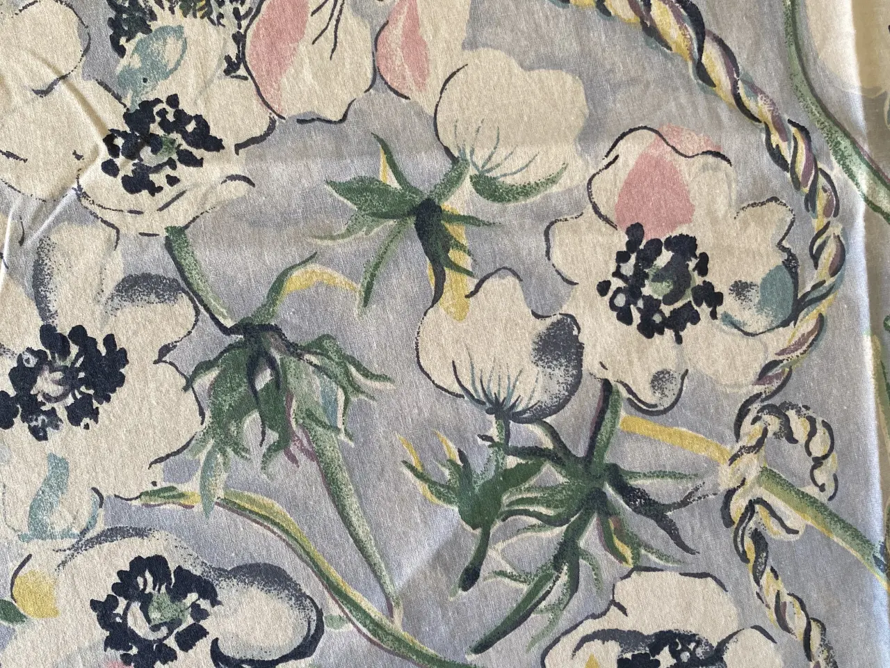 Billede 3 - Vintage dug til rundt bord med blomsterprint
