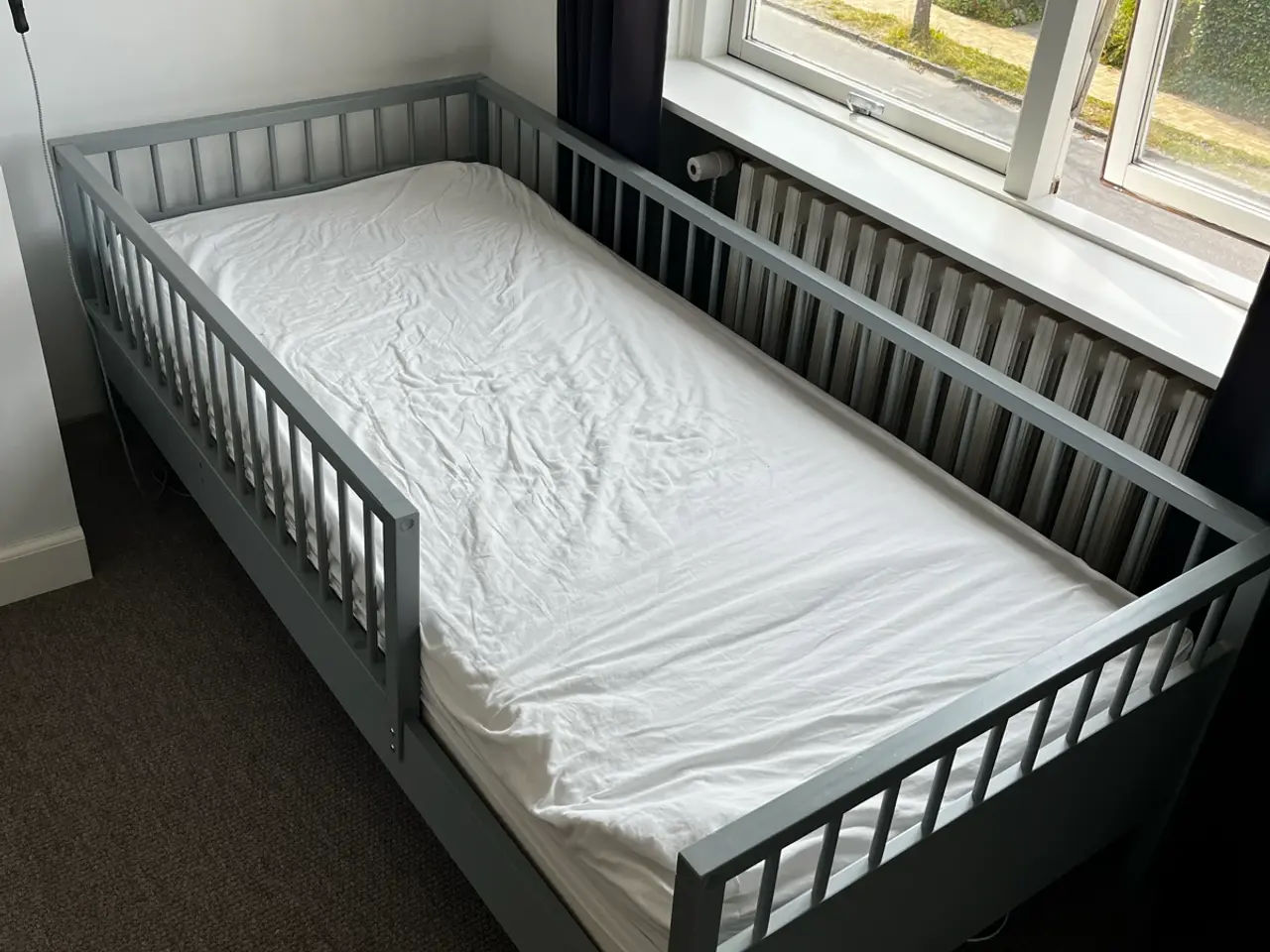 Billede 1 - Barneseng med boxmadras 90x200cm 