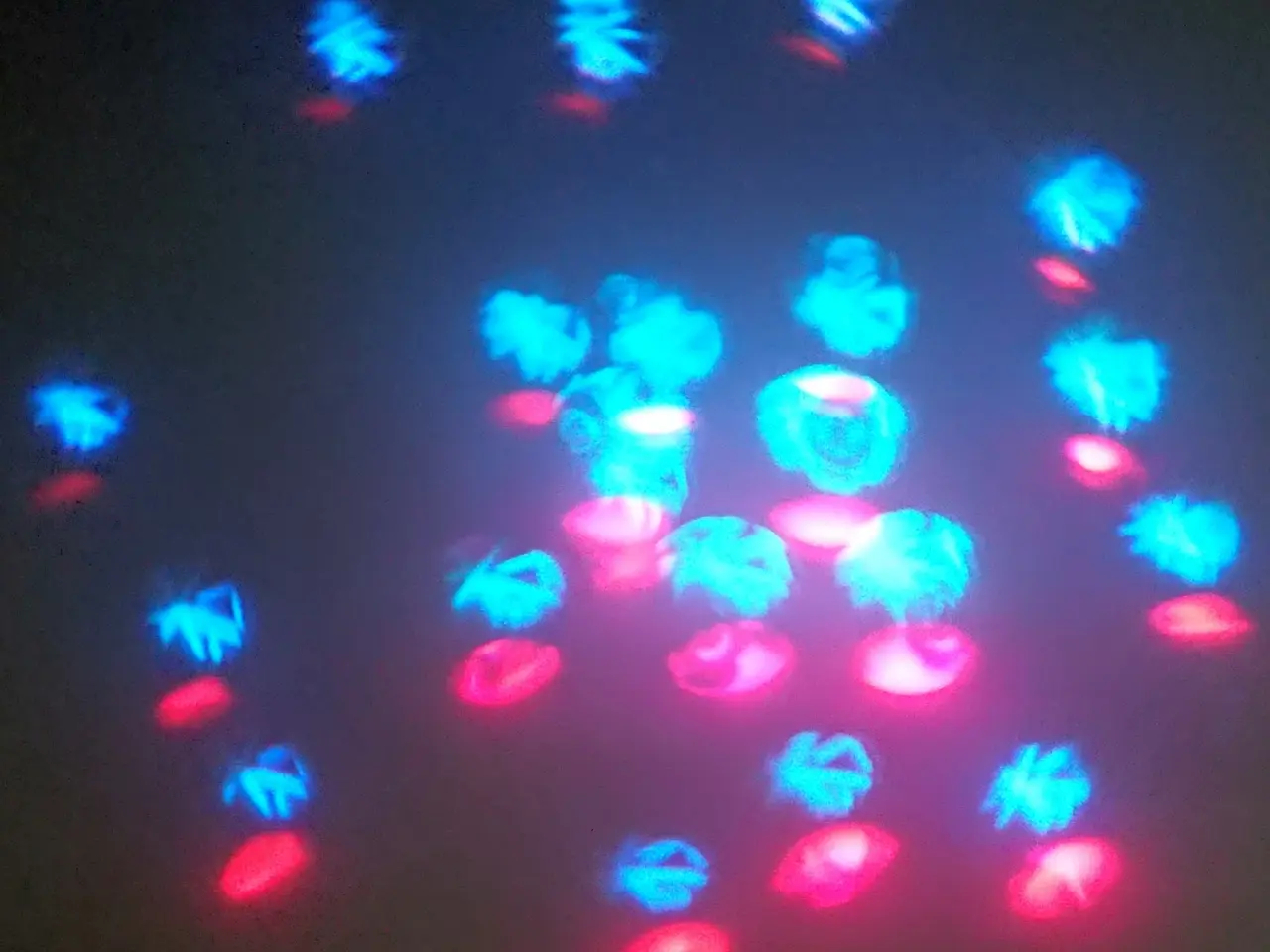 Billede 11 - Udlejning - ABSTRACT TWISTER 3 - 110 Watt. LED