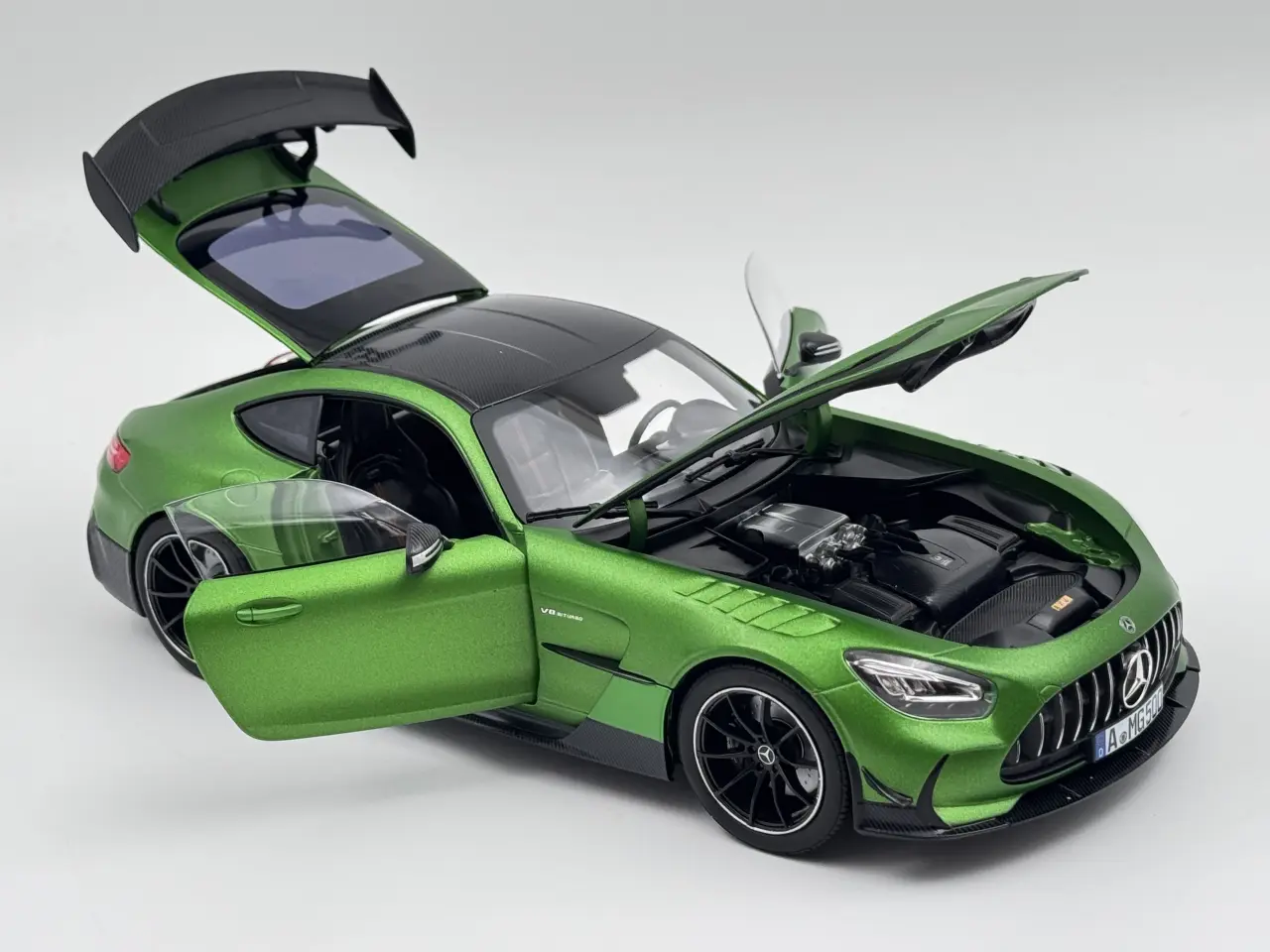 Billede 4 - 2021 Mercedes AMG GT Black Series Coupé 1:18