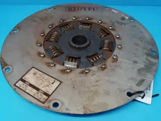 Case 9120 Dæmpernav 87643110