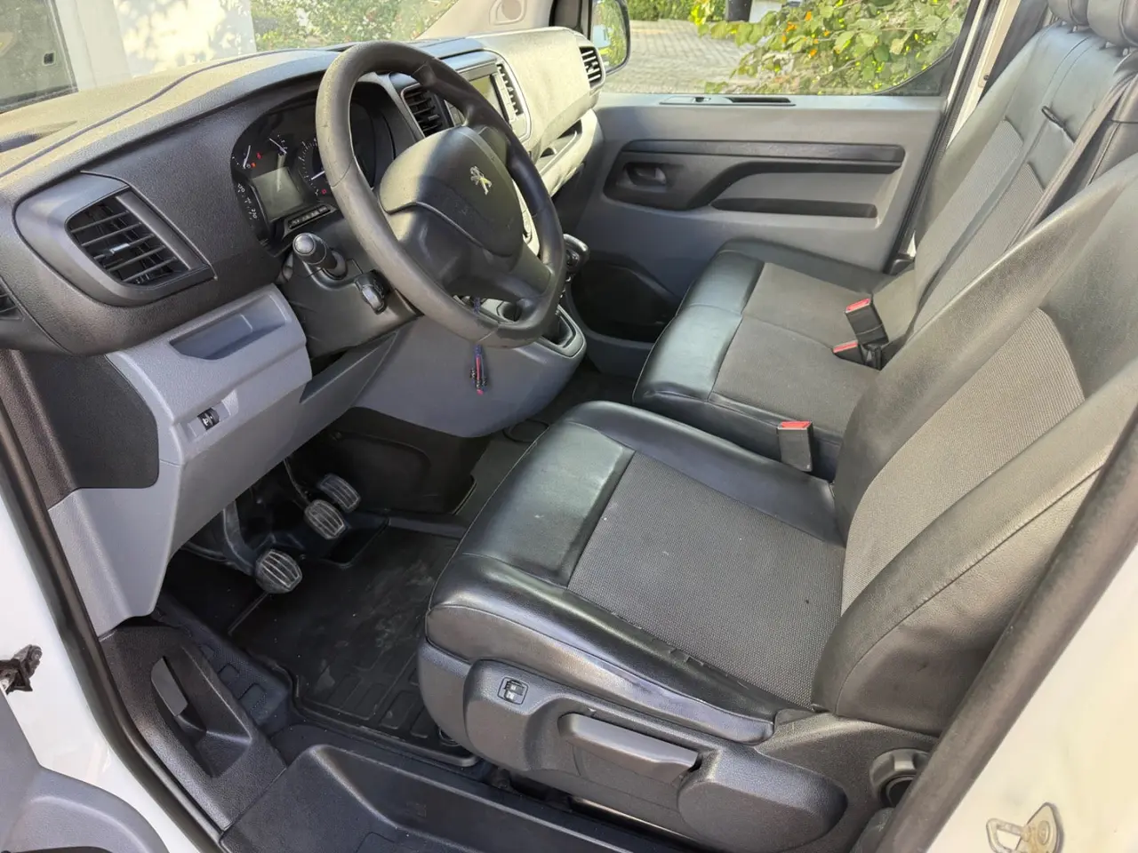 Billede 6 - Peugeot Expert 2,0 BlueHDi 120 L3 Premium Van