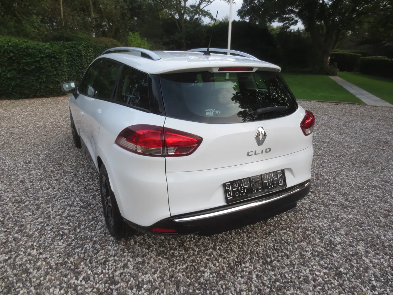 Billede 8 - Fin Renault Ny Clio 1.2 i År 14. Synet 4/26.