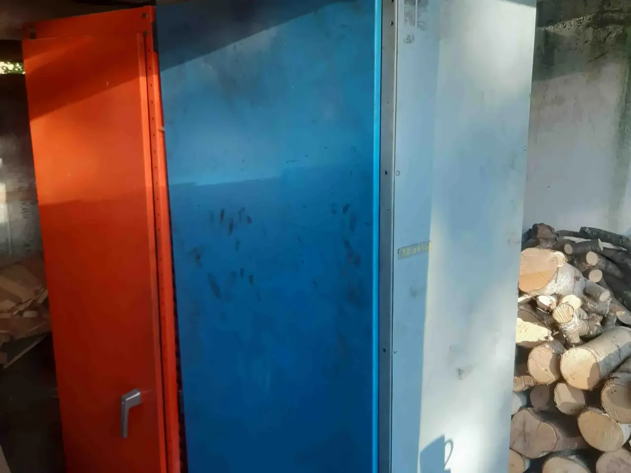 Billede 1 - Metal skabe