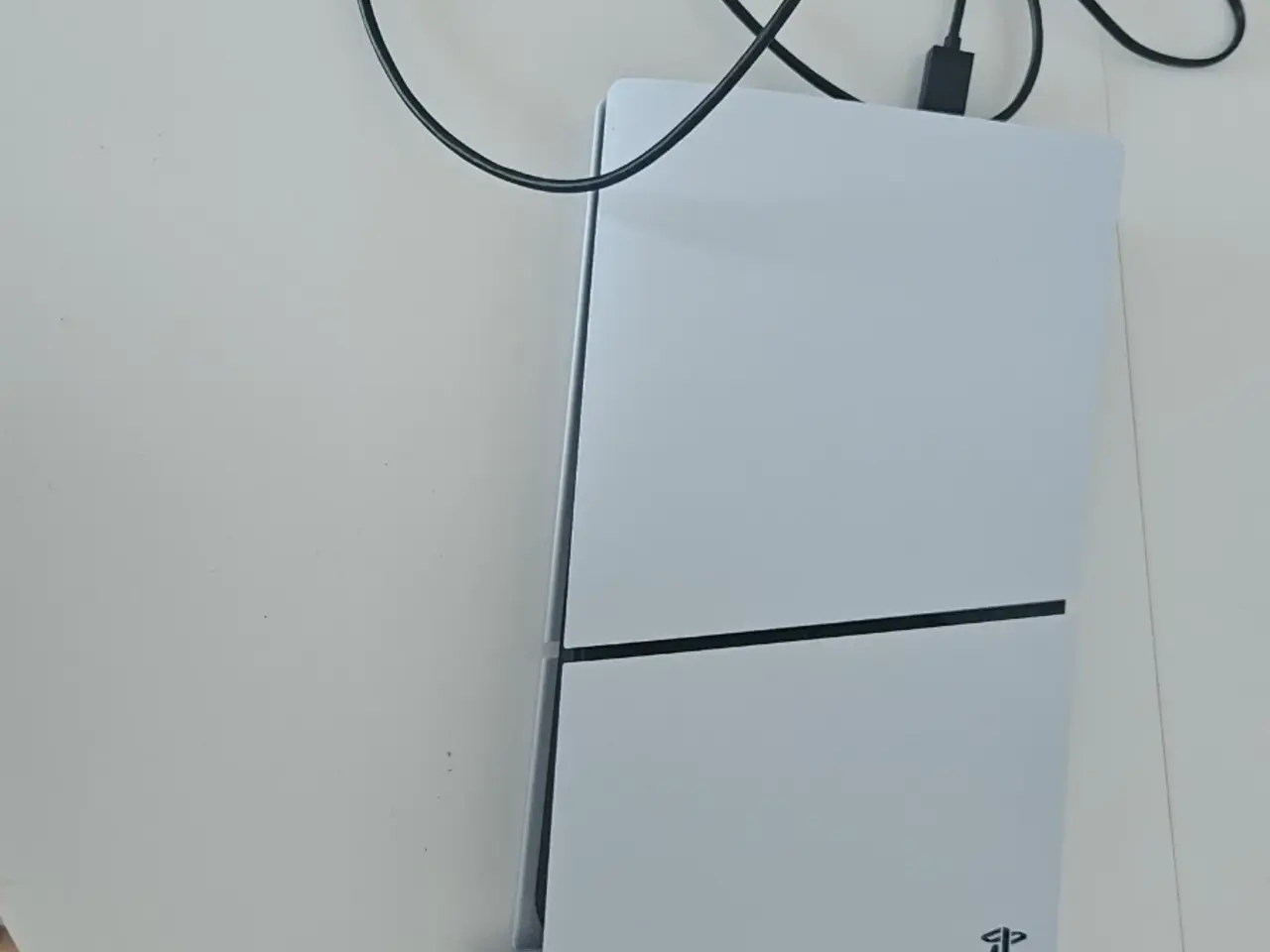 Billede 1 - PlayStation 5 Slim Digital Edition med 2 controlle