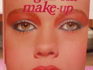 Bogen om make-up af Sarah Collins