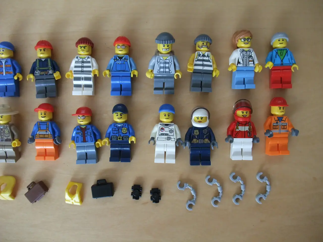 Billede 3 - Lego City Figurer+Tilbehør
